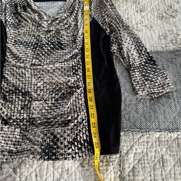 3/4 sleeve Dana Bachman shirt - Picture 5 of 6